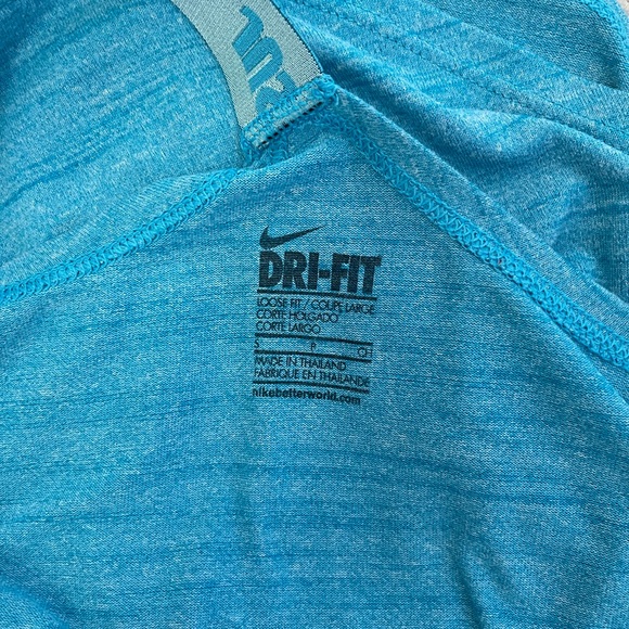 Nike workout tank - Picture 5 of 5